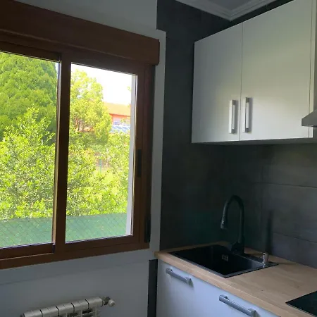 Apartament A Casa Vermella Con Jardin A 10 Minutos De Santiago De Compostela