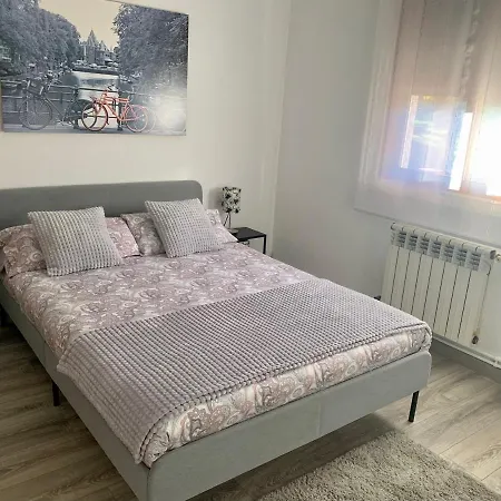 A Casa Vermella Con Jardin A 10 Minutos De Santiago De Compostela Apartament Ortono